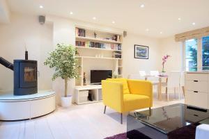 2BD terrace apartment in Notting Hill Portobello