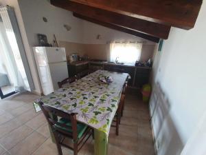 A kitchen or kitchenette at Gabbiano Jonathan