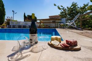The swimming pool at or close to Domus Mare Cilento