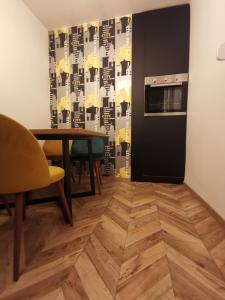 Η κουζίνα ή μικρή κουζίνα στο City-centar +39 φωτογραφίες