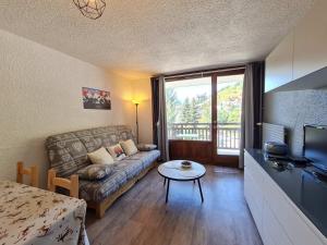 منطقة جلوس في Studio Les Deux Alpes, 1 pièce, 4 personnes - FR-1-348-253