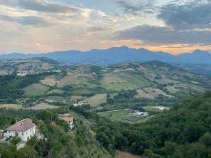 Zdjęcie z galerii obiektu Maison Montefino w mieście Montefino