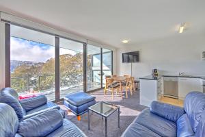 Χώρος καθιστικού στο Snow Ski Apartments 22