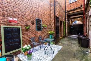 Foto sihtkohas Chester asuva majutusasutuse Stylish Chester City Centre apartment by 53 Degrees Property, Ideal for Couples & Business Professionals - Sleeps 4 galeriist