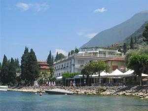 Gallery image of Hotel Excelsior Bay in Malcesine