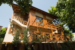 A balcony or terrace at Holiday Village Lozenets