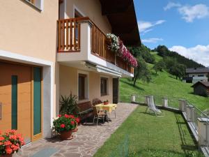 Φωτογραφία από το άλμπουμ του Apartment Apart Wolf by Interhome σε Fliess