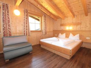 Foto de la galería de Chalet Chalet Alois by Interhome en Juns