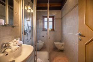 Kúpeľňa v ubytovaní Oberplunerhof - Fewo Bruneck