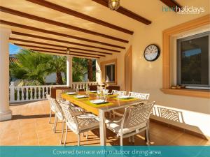 Fotografia z galérie ubytovania Villa Zacorri - HMR Holidays Moraira v destinácii Teulada