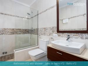 Kúpeľňa v ubytovaní Villa Zacorri - HMR Holidays Moraira