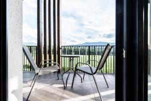 Balkón nebo terasa v ubytování Chalet Kristall - Dolomites Garden Chalet