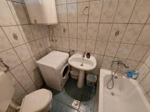 Bany a Apartman Dg