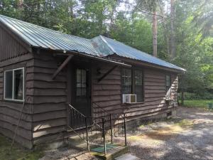 Foto de la galería de Moreno's Cottages en Saranac Lake