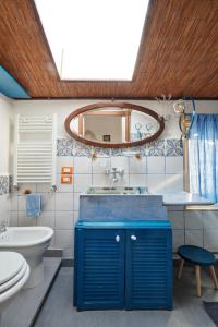 A bathroom at Upstairs - Skylight