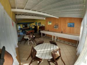 Restaurace v ubytování Pousada Aquamaster Dive Center