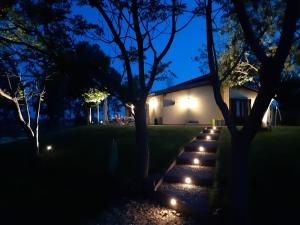 Agriturismo La Sorgente外面的花园