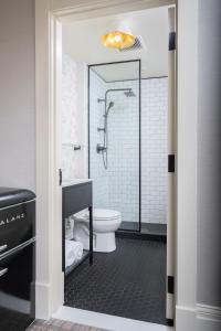 A bathroom at Copley Square Hotel