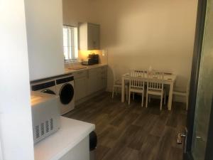 Kuchyň nebo kuchyňský kout v ubytování Annat Cottage