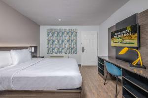 Postel nebo postele na pokoji v ubytování Motel 6-Euless, TX - Dallas