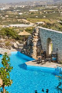 Bazén v ubytování Arolithos Traditional Village Hotel nebo v jeho okolí + 37 fotografií