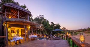 A restaurant or other place to eat at Jock Safari Lodge