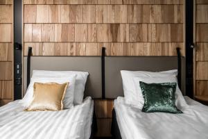 Кровать или кровати в номере Original Sokos Hotel Arina Oulu