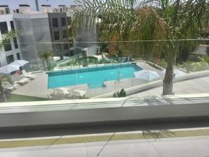 Bazén v ubytování Luxury Apartment Juliano - The View Fuengirola nebo v jeho okolí + 24 fotografií