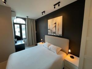 Foto dalla galleria di 3 Room Luxury Design Apartment a Gand