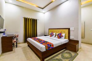 Gallery image of FabHotel The Castle Homestay in Jaipur