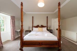 Cranstoun Riddel - Magnificent 6 Bedroom Property