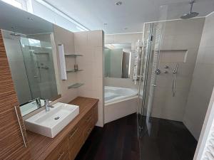 Kúpeľňa v ubytovaní Metro Apartments Vienna