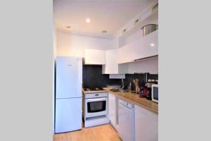 2 spacious bedrooms near Riquier station!