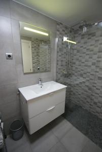 Kúpeľňa v ubytovaní Appartement Estrella + 19 fotografií