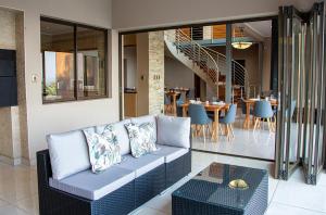 Schimper View Boutique Guest House的休息区