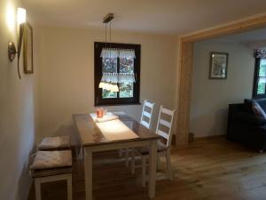Galeriebild der Unterkunft Ferienhaus am Leiselbach in Leisel + 13 Fotos