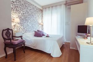 Economy Double or Twin Room