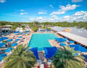 an overhead view of the pool at the resort at Sun Outdoors Sarasota in North Sarasota