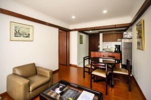 Una cocina o zona de cocina en Travelers Condominio Plenitud