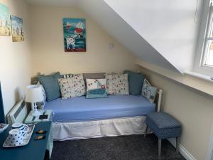 A seating area at Letchworth Guest House 