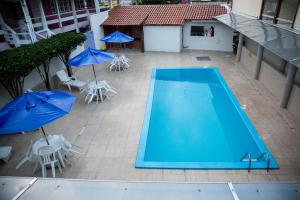 Bazén v ubytování Hotel Capuchins nebo v jeho okolí