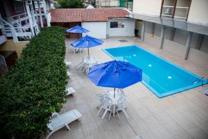 Bazén v ubytování Hotel Capuchins nebo v jeho okolí