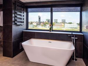 Kúpeľňa v ubytovaní Novotel Katowice Centrum