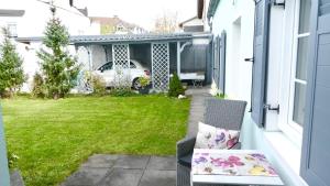 Vonkajšia záhrada v ubytovaní Cozy Apartment Steyr Mitte, ruhig, Parkplatz, Terasse, 2 Schlafzimmer, WLAN