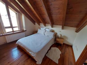 Cama o camas de una habitación en Family Attic Esterri