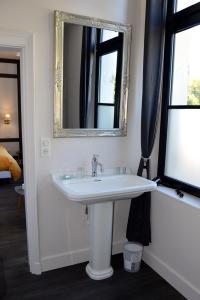 Ett badrum på Gite - COTE GREEN