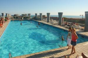 The swimming pool at or close to Residence delle Terme