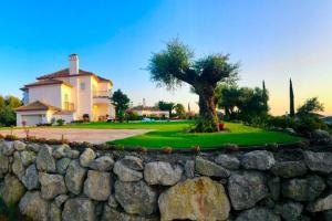 Villa exclusiva con piscina privada, La Tina Golf, Arcos de la Frontera –  Precios actualizados 2023