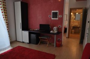 Kuchyň nebo kuchyňský kout v ubytování Hotel Vienna
