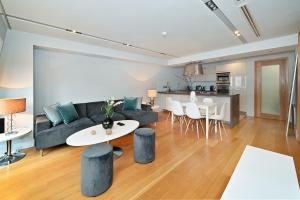 Ruang duduk di London Choice Apartments - Mayfair - Bond Street